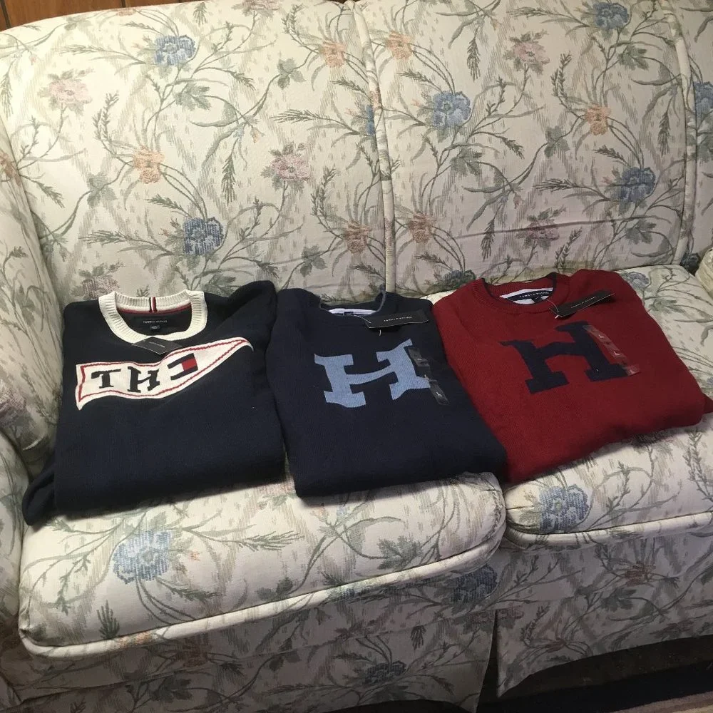 Sweaters - Picture 1 of 1